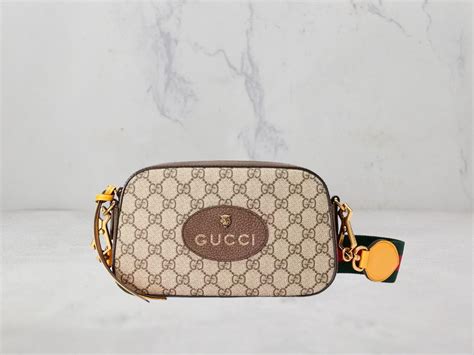 Gucci Sac Vintage à bandoulière Neo en toile Suprême GG.